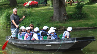 louer et visiter en barque le marais poitevin arcais